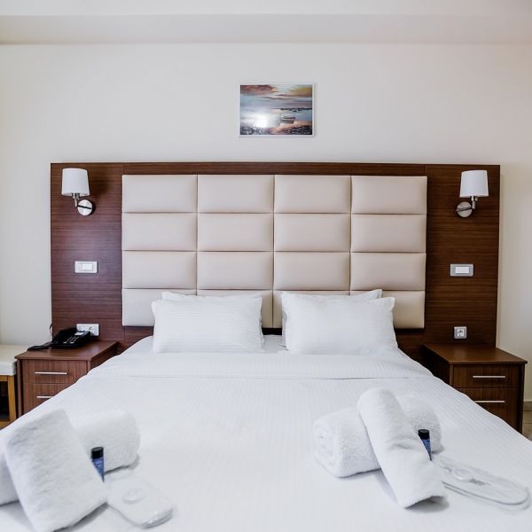Deluxe Family room